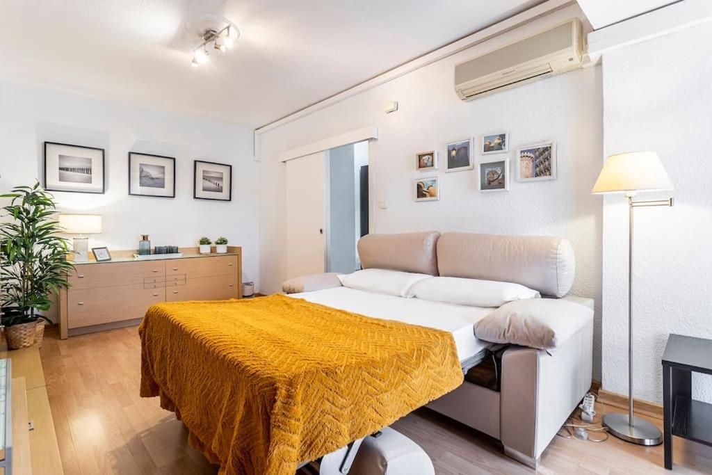 Ferienwohnung Precioso Piso Moderno: Terraza, A/C, Netflix, Wifi Valencia Exterior foto