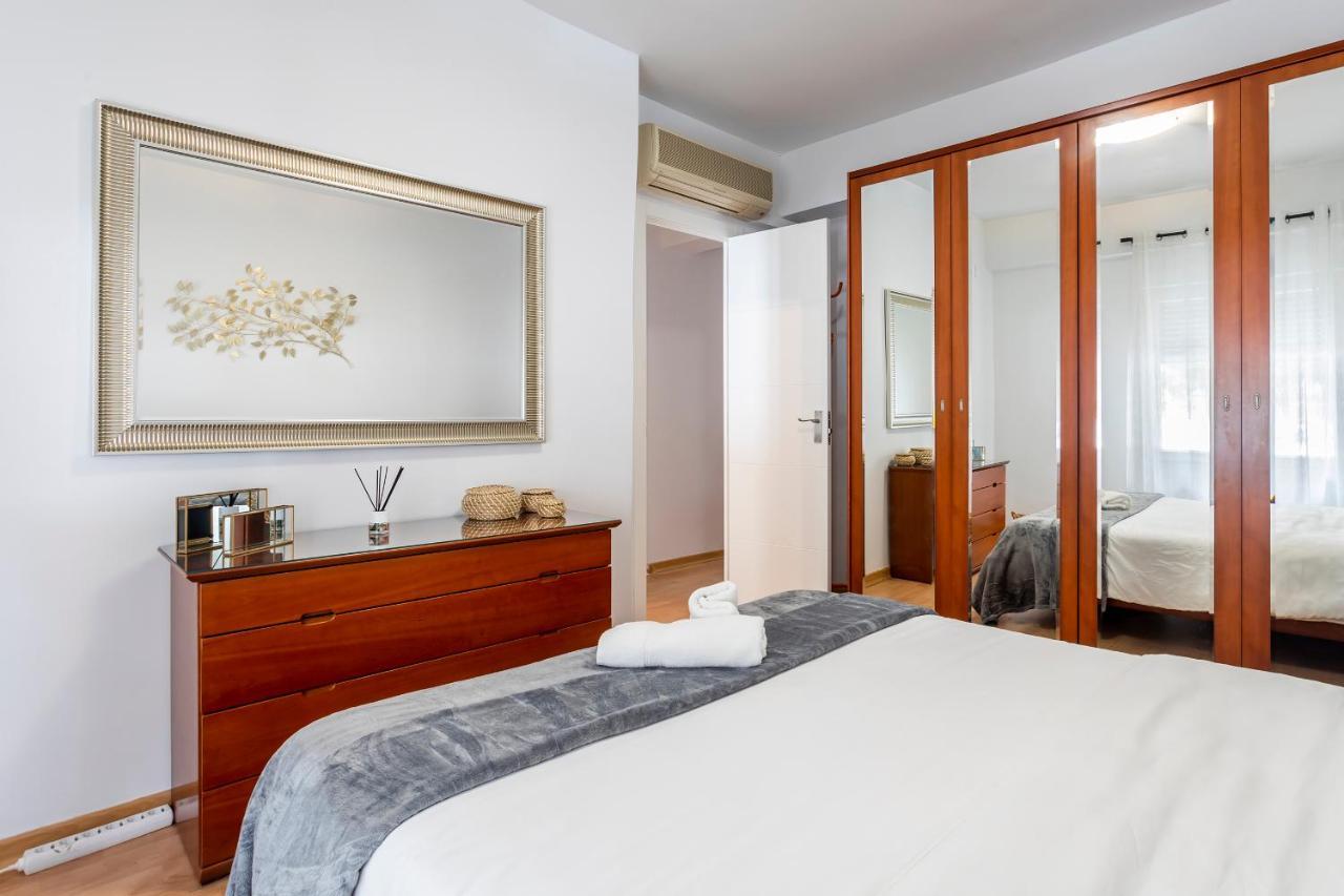 Ferienwohnung Precioso Piso Moderno: Terraza, A/C, Netflix, Wifi Valencia Exterior foto