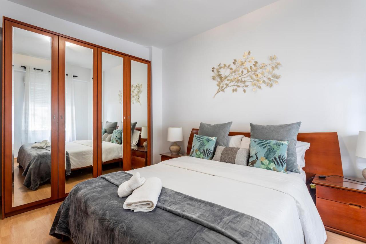 Ferienwohnung Precioso Piso Moderno: Terraza, A/C, Netflix, Wifi Valencia Exterior foto